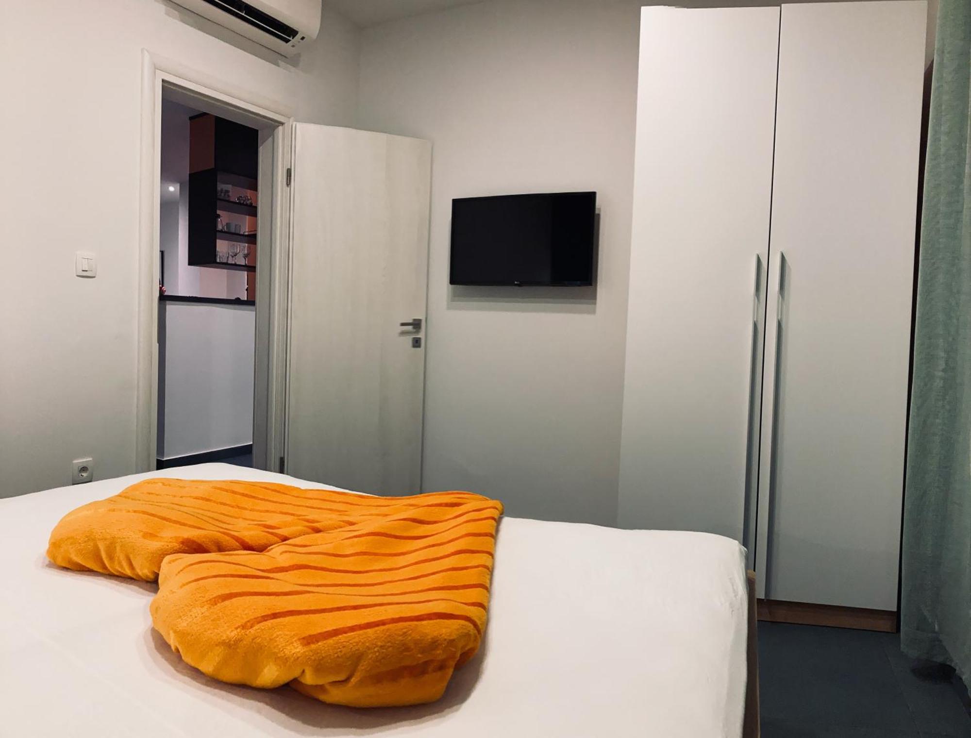 Apartment Tomic Krk Krk Town Eksteriør billede